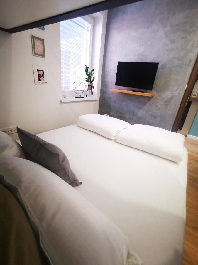 Apartment Keleia Celje Esterno foto